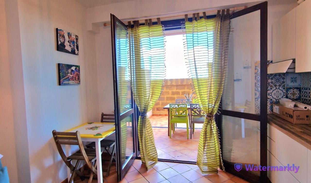 La Casa Sulla Spiaggia Марцамеми Екстериор снимка